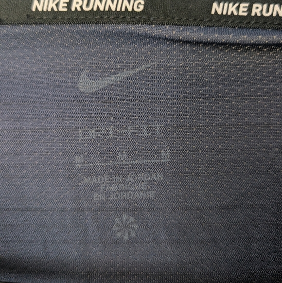 Nike Navy Blue Men's Running T-shirt - Picture 2 of 4